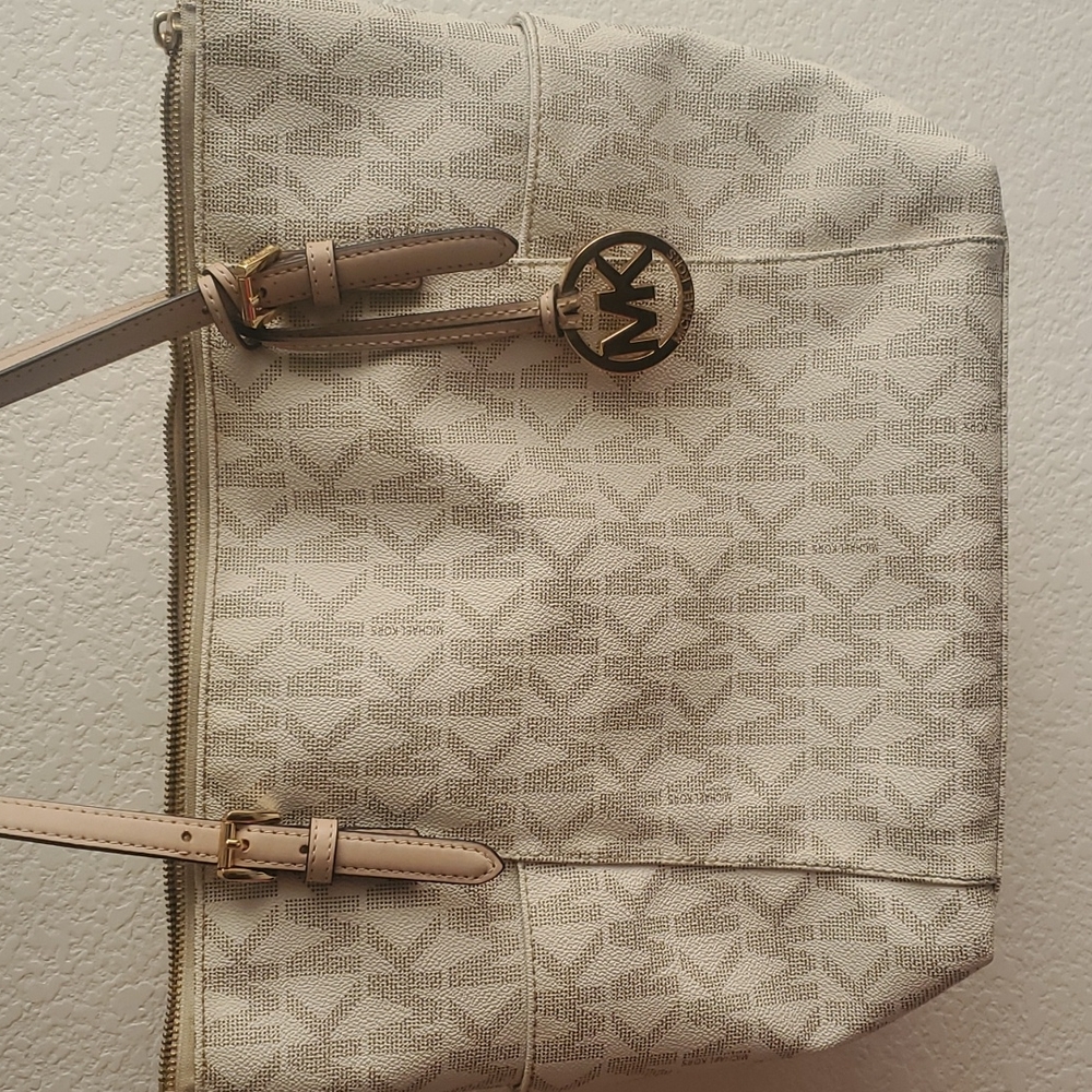 Cream/Tan Michael Kors Tote